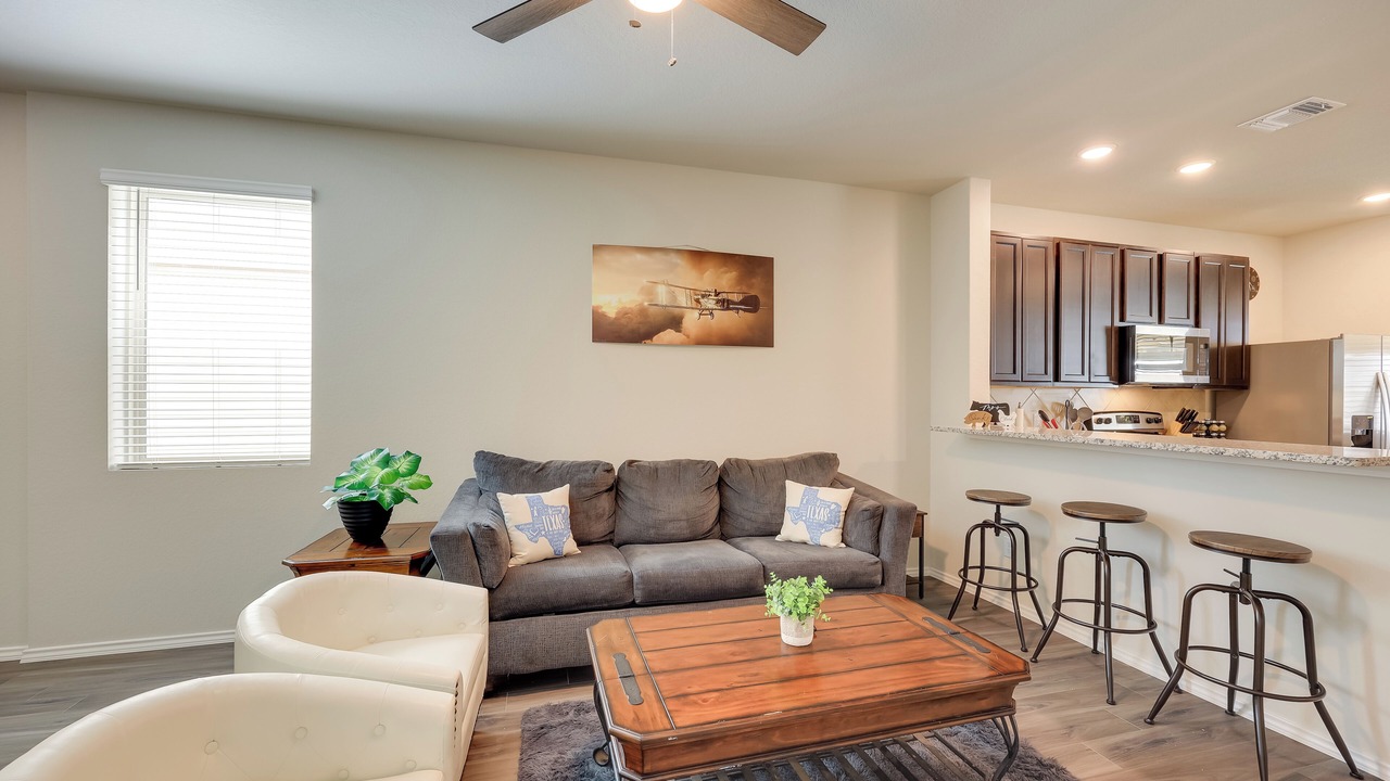 Photo of Livingroom in West San Antonio