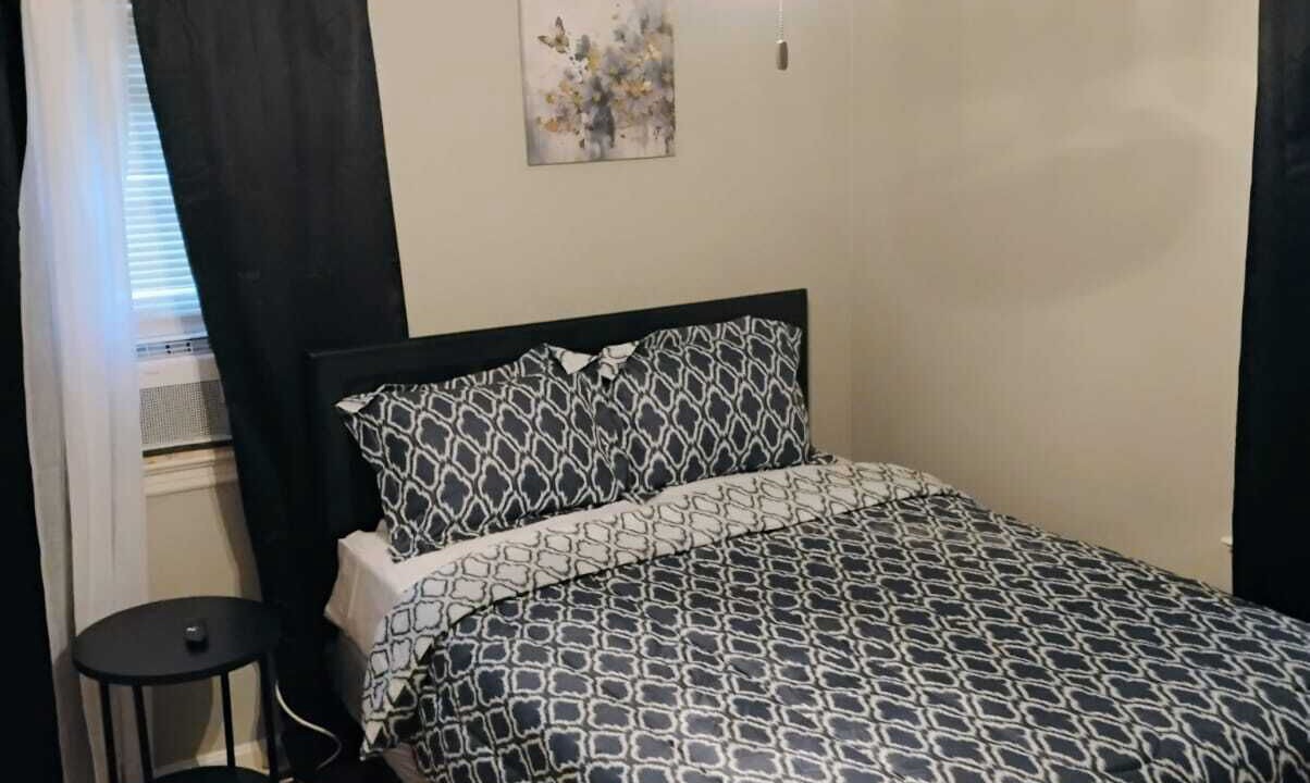 Photo of Bedroom in Cleveland Heights