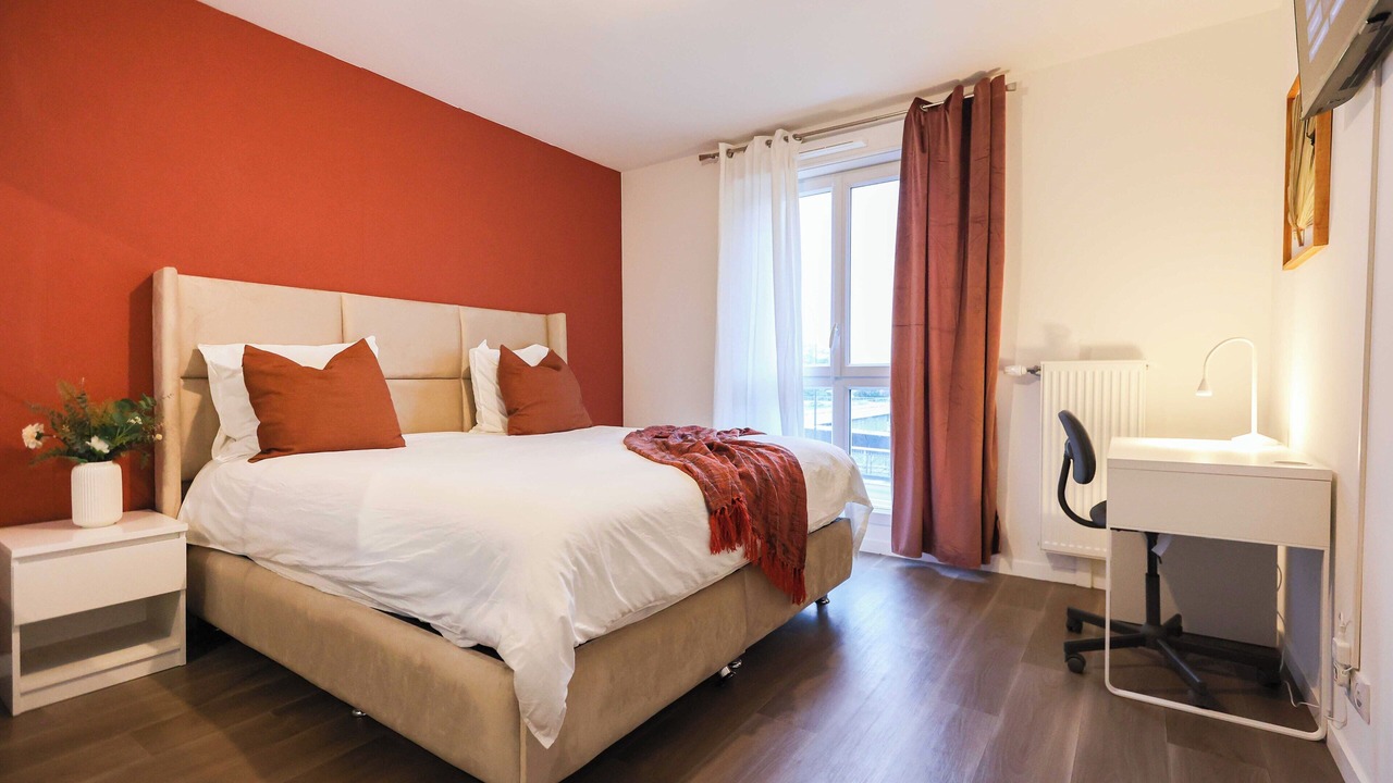 Photo of Bedroom in Argenteuil