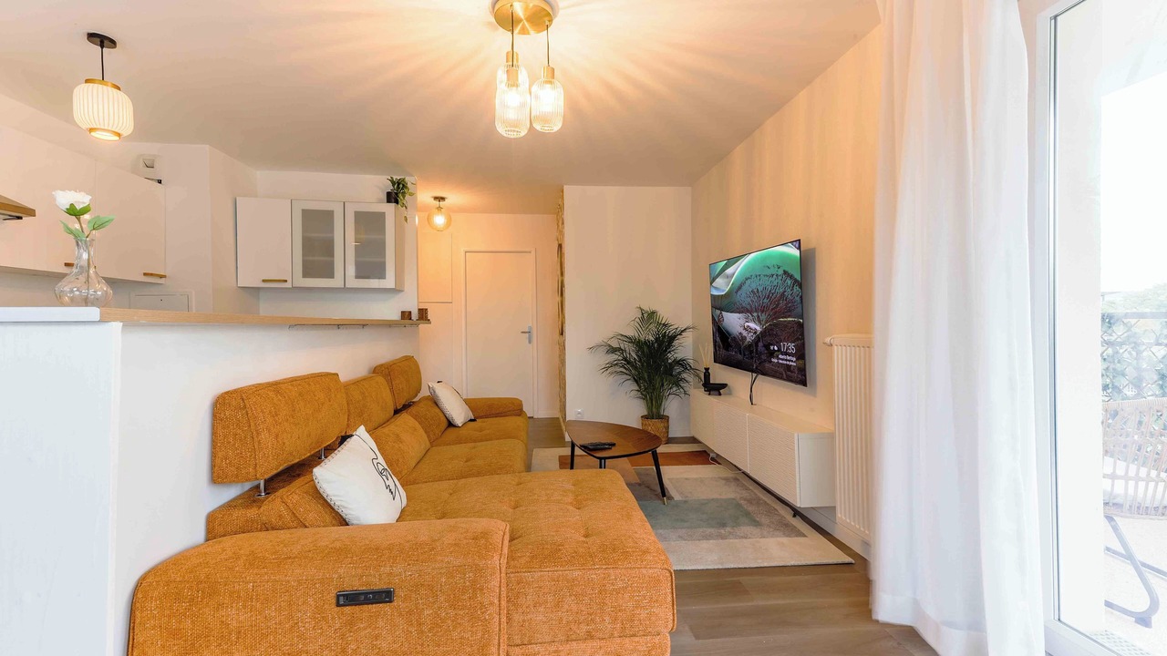 Photo of Livingroom in Argenteuil