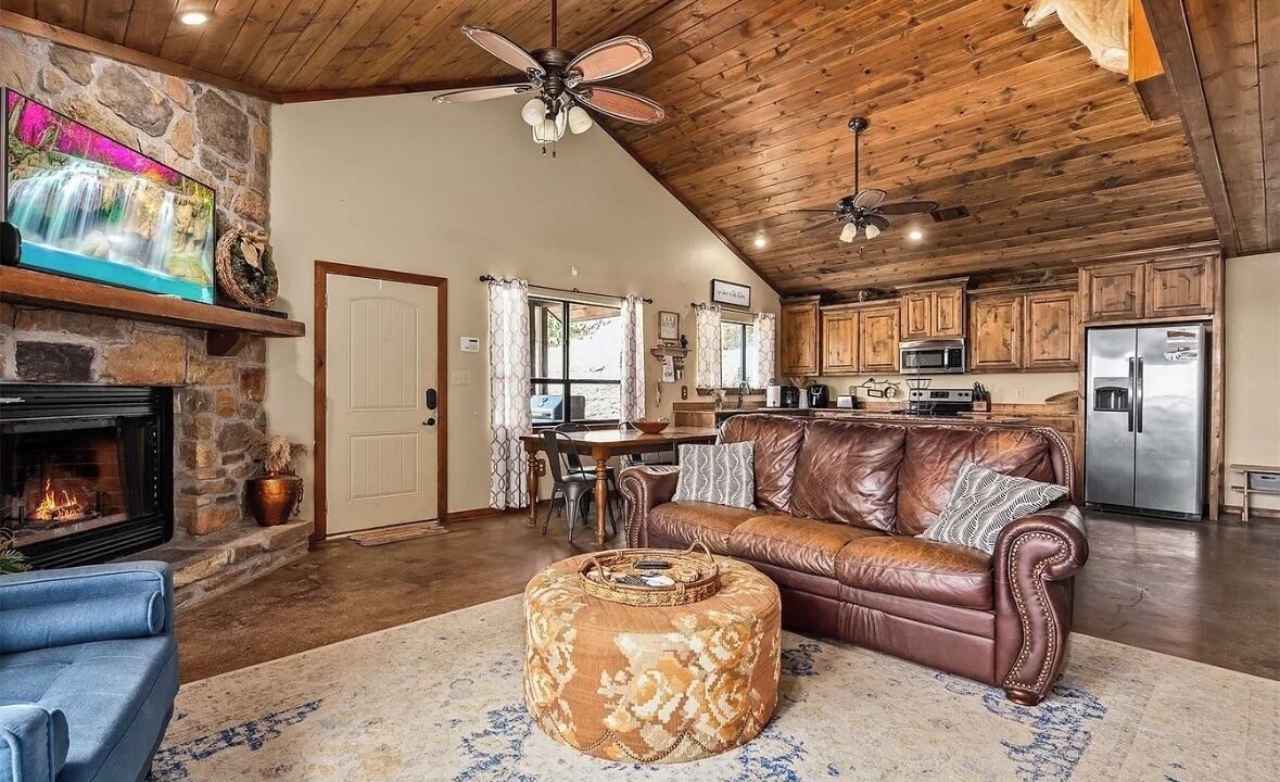 Photo of Livingroom in Paradise Hill