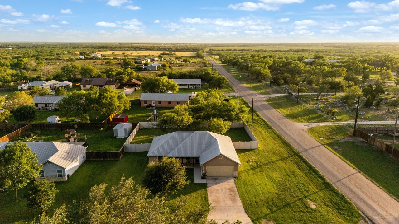 Photo of Others in Jourdanton
