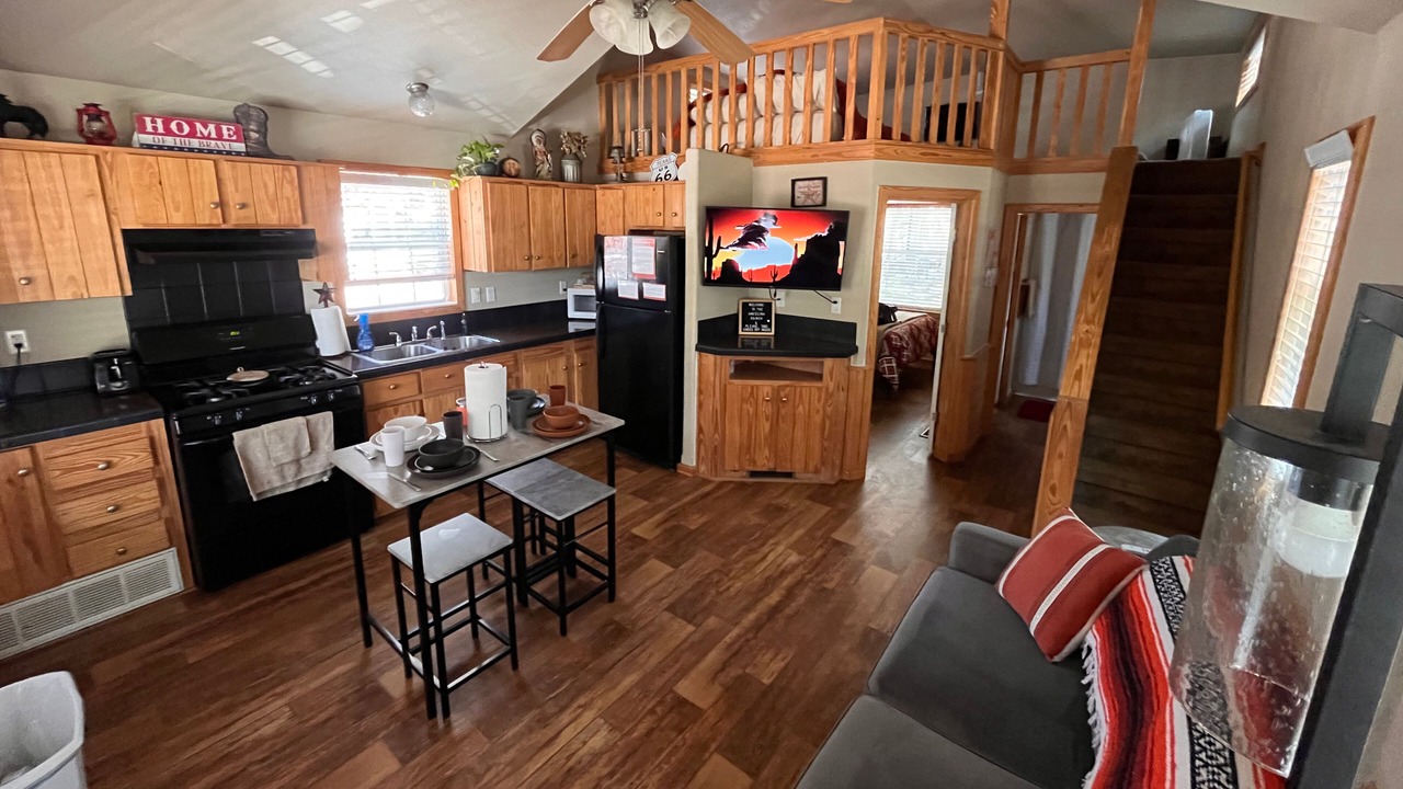 Photo of Livingroom in La Hacienda Estates