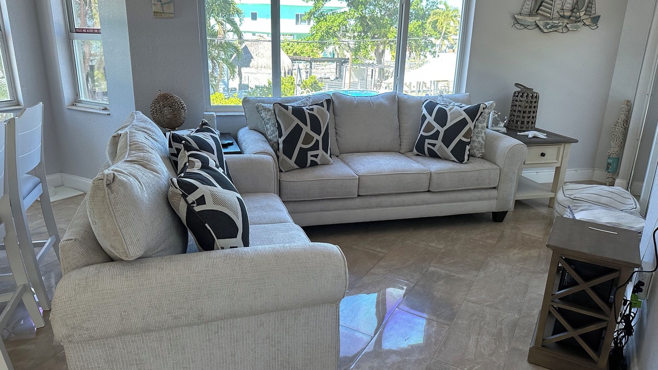 Photo of Livingroom in Cross Key Waterways