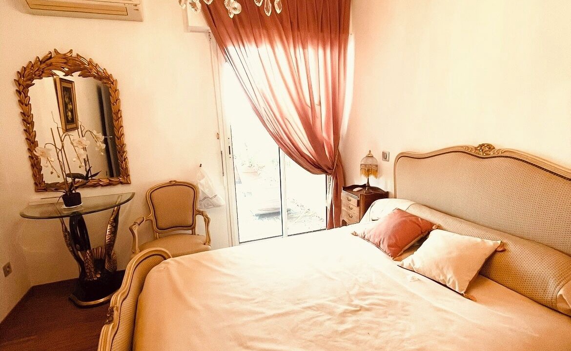 Photo of Bedroom in Ajaccio