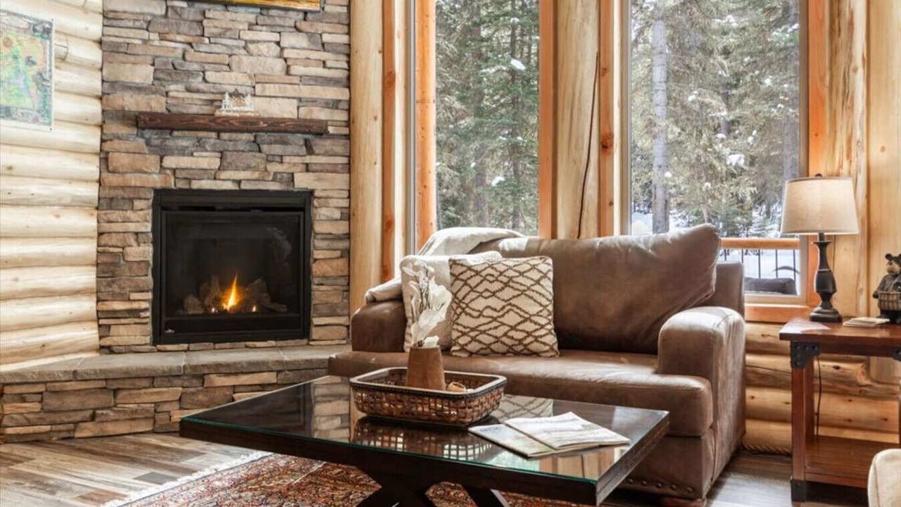 Photo of Livingroom in West Yellowstone