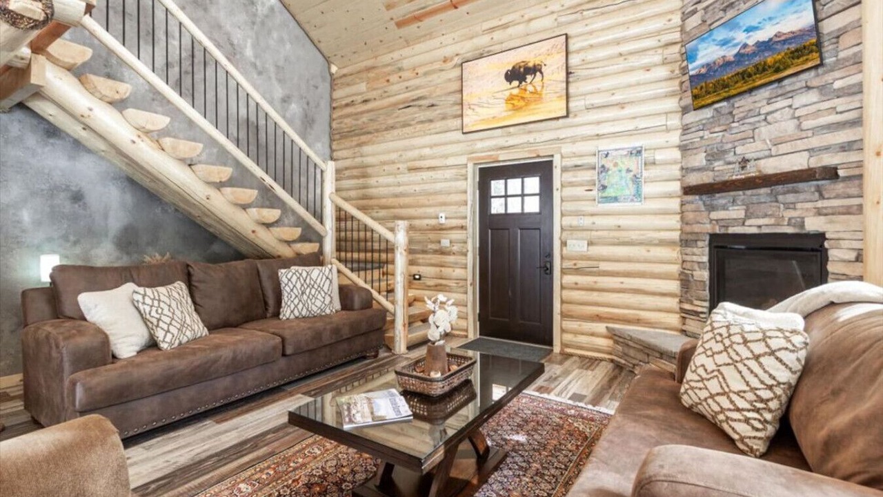 Photo of Livingroom in West Yellowstone