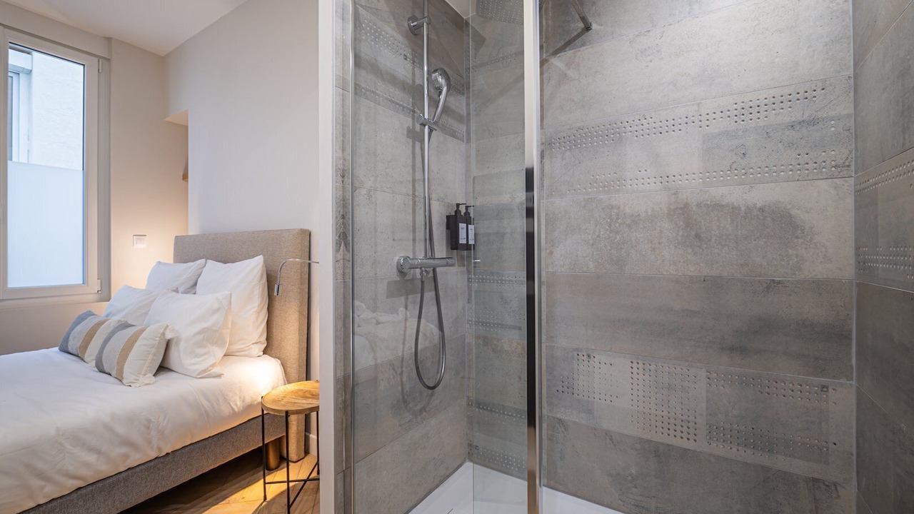 Photo of Bathroom in Tours