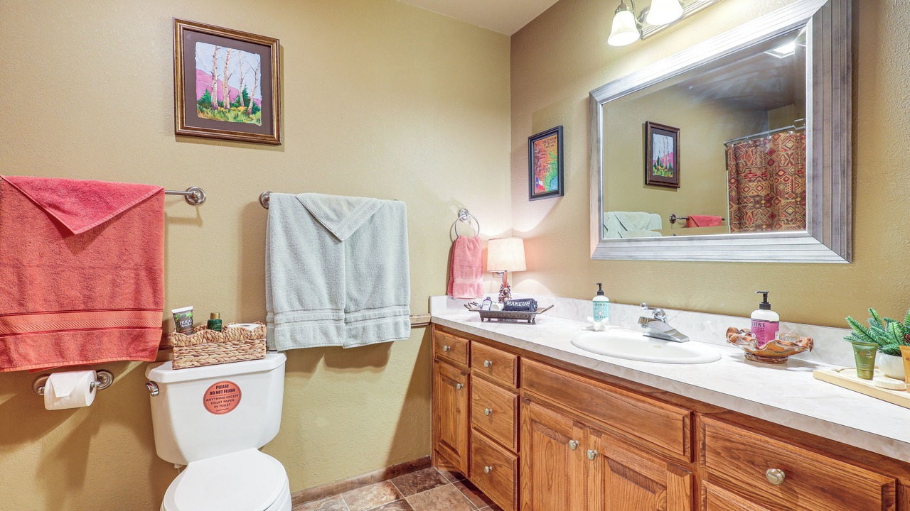 Photo of Bathroom in Red River