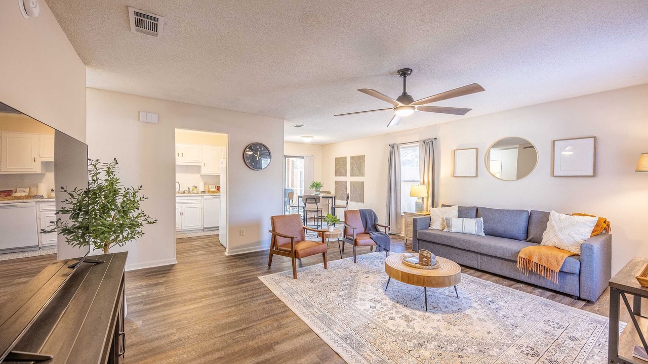 Photo of Livingroom in Statesboro