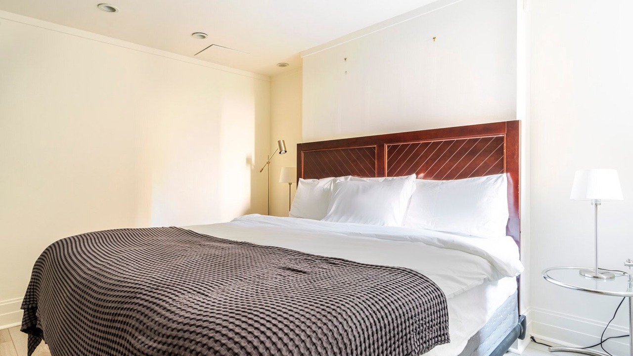 Photo of Bedroom in Cardozo