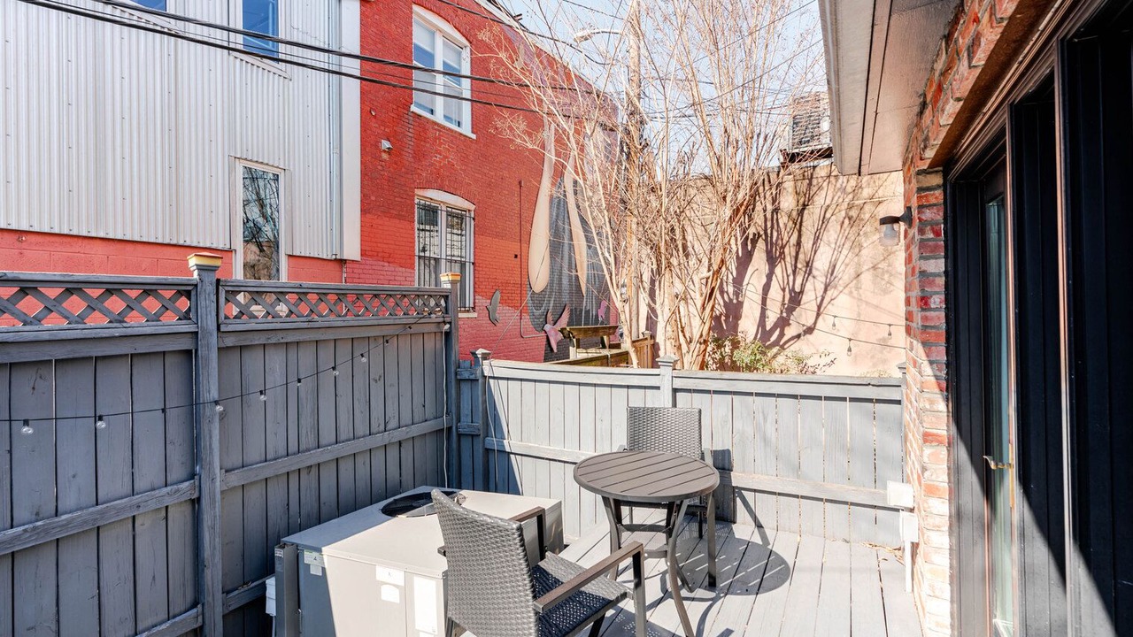 Photo of Outdoor in Cardozo