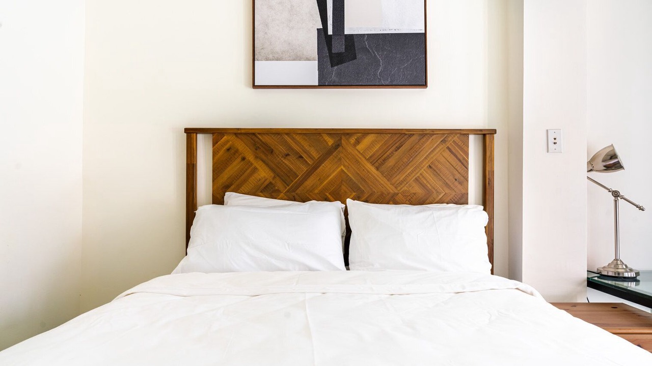 Photo of Bedroom in Cardozo