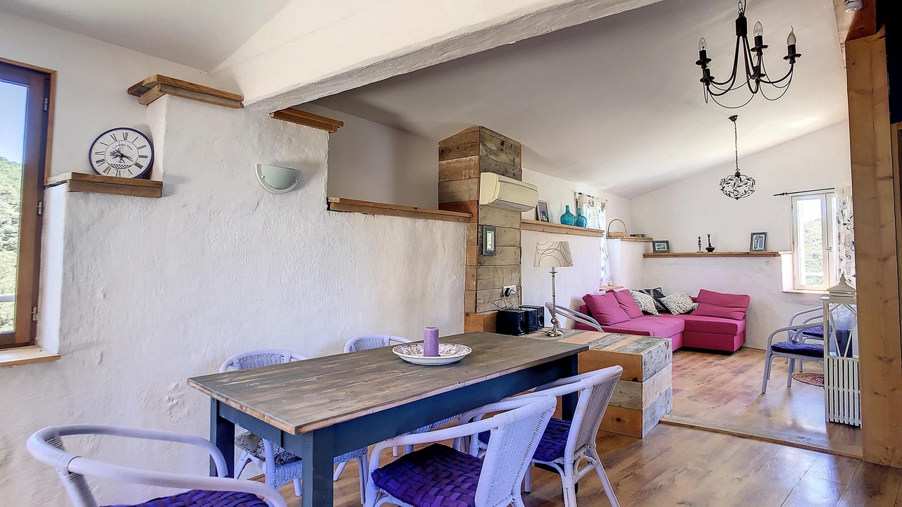 Photo of Livingroom in La Liviniere