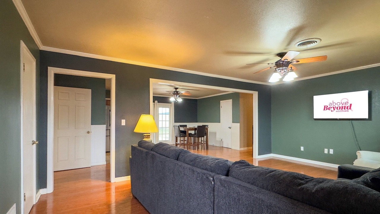 Photo of Livingroom in Burkburnett