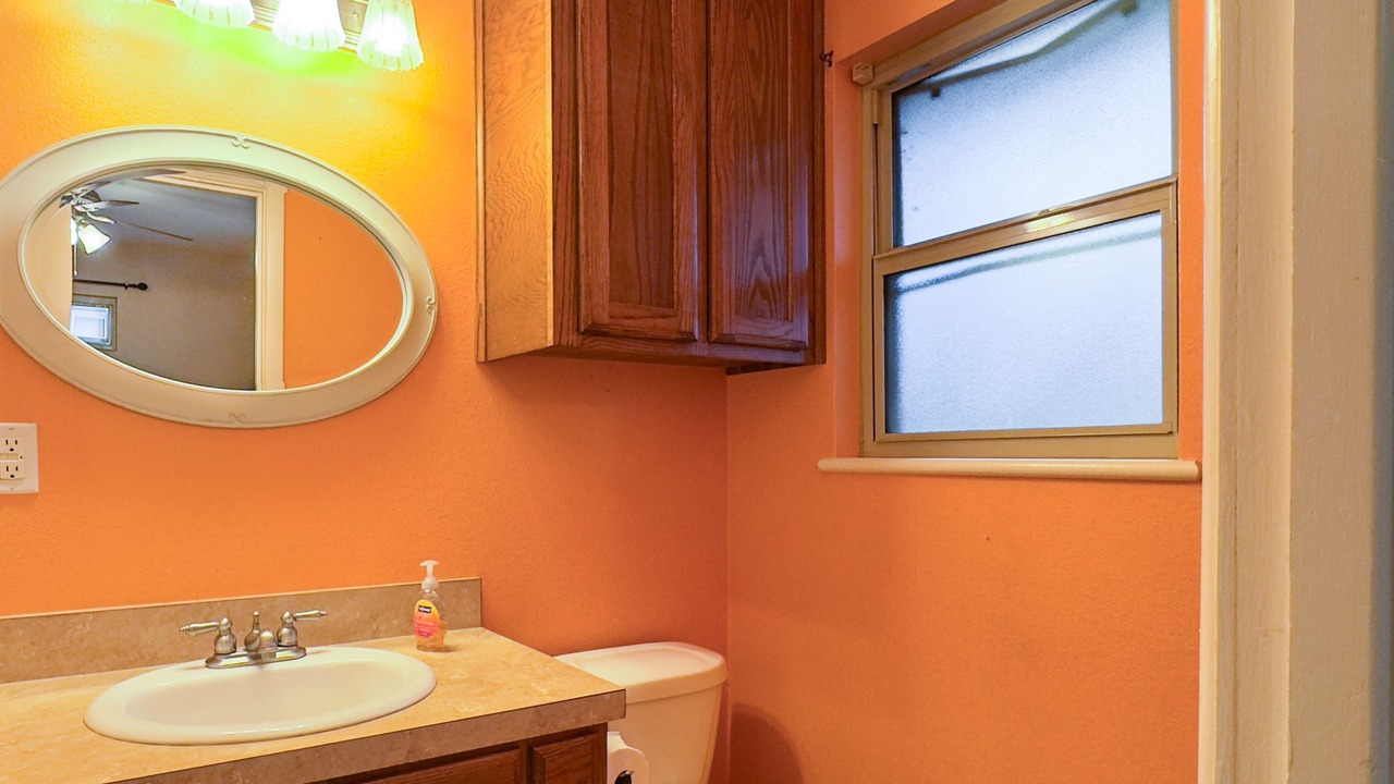 Photo of Bathroom in Burkburnett
