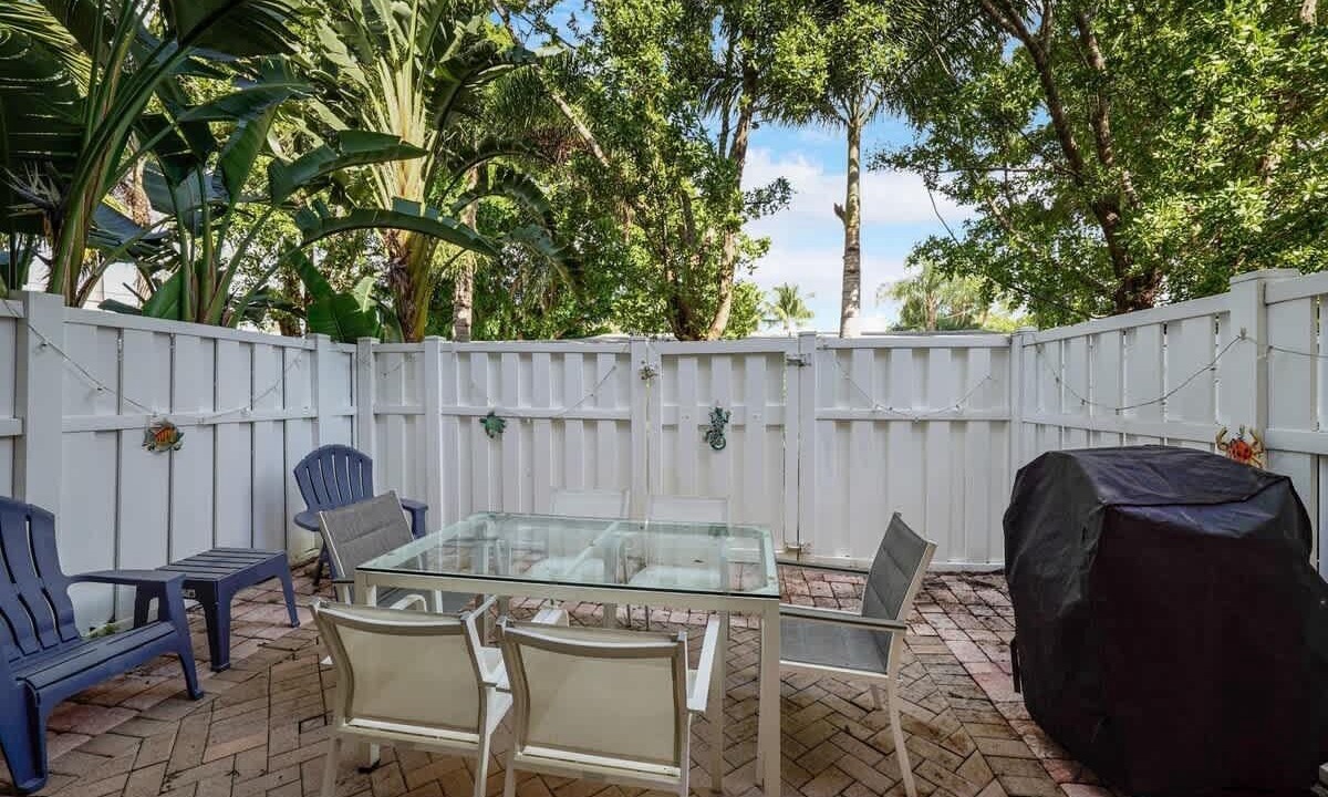 Photo of Others in Santa Barbara Estates