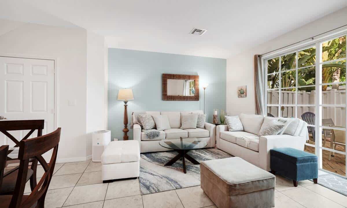 Photo of Bedroom in Santa Barbara Estates