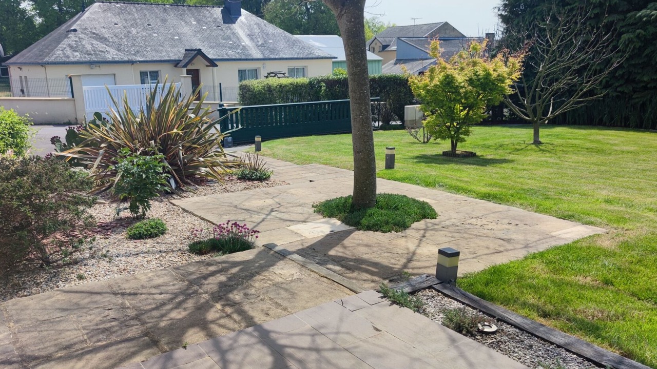 Photo of Outdoor in Saint-Marcel