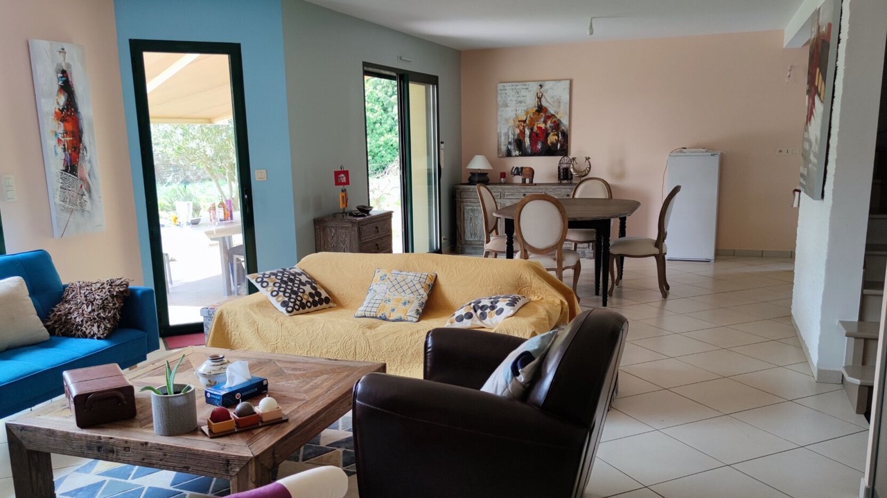 Photo of Livingroom in Saint-Marcel