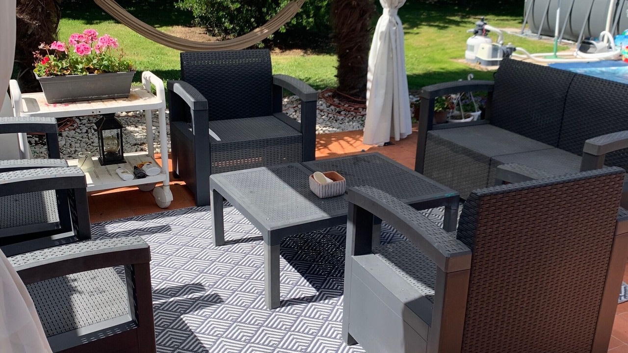 Photo of Patio Balcony in Saint-Philbert-du-Peuple