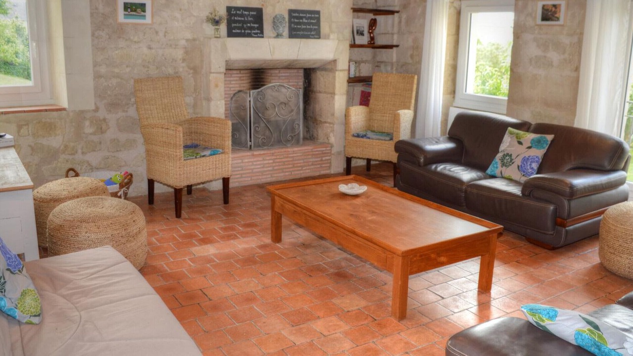 Photo of Livingroom in Saint-Germain-sur-Vienne