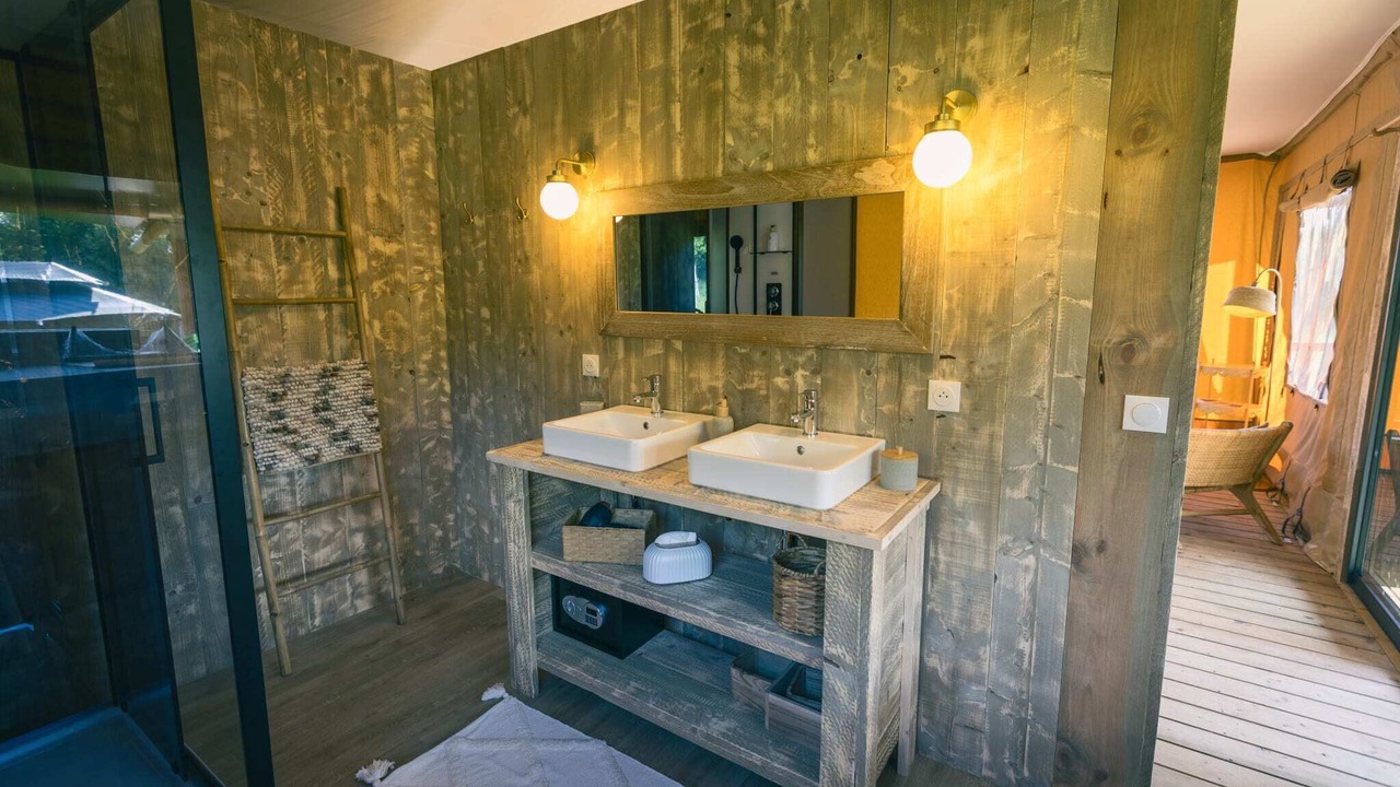Photo of Bathroom in Moncontour