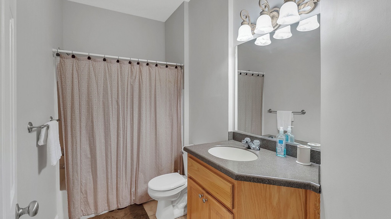 Photo of Bathroom in Jasper