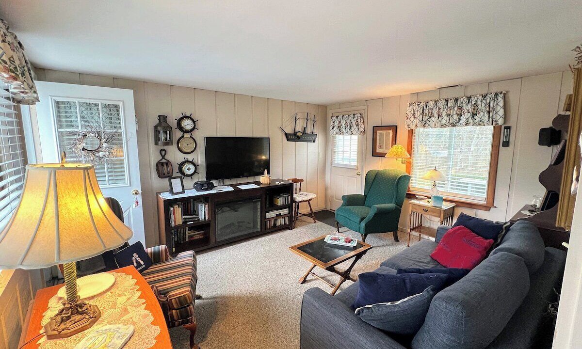 Photo of Livingroom in East Orleans