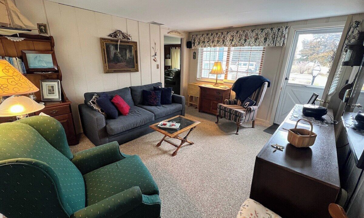 Photo of Livingroom in East Orleans