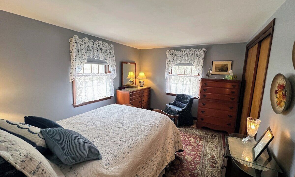 Photo of Bedroom in East Orleans