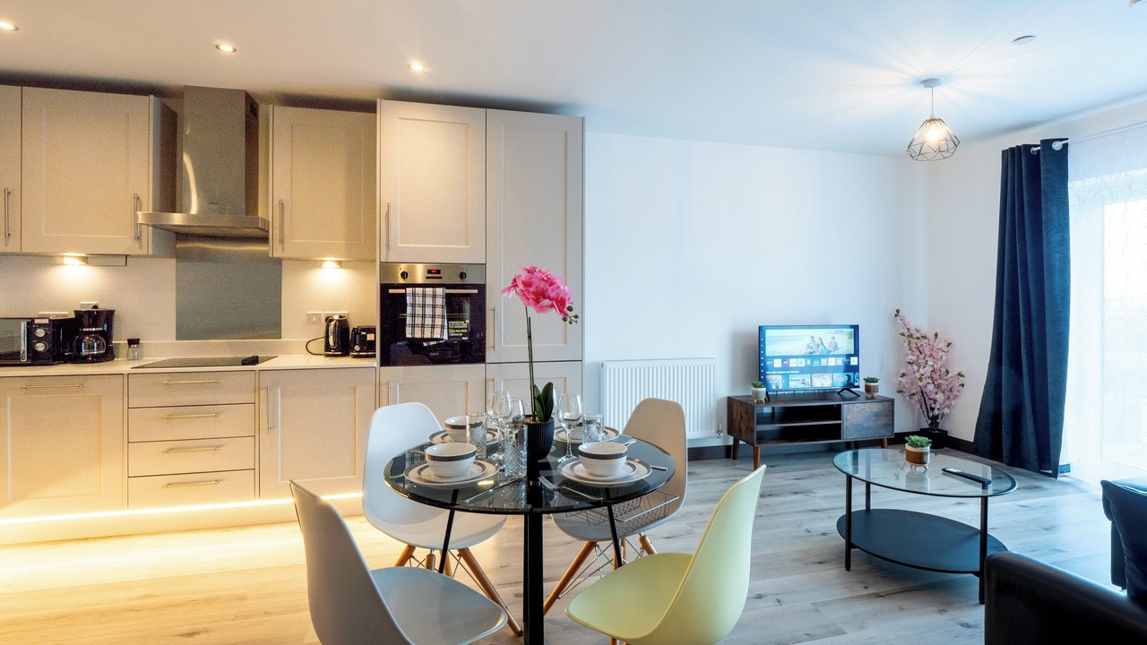 Photo of Others in Harlow