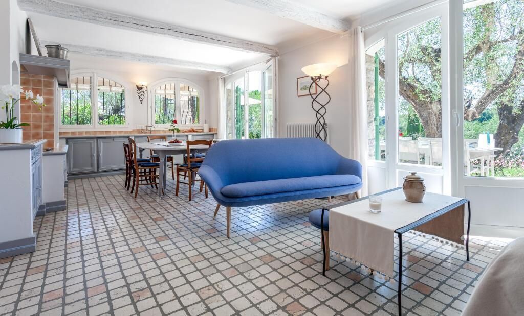 Photo of Livingroom in Valbonne