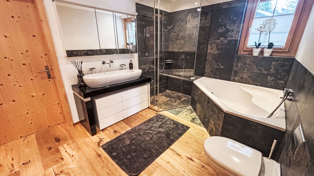 Photo of Bathroom in Laax