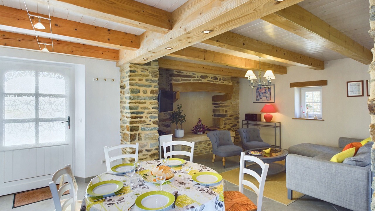 Photo of Others in Plovan