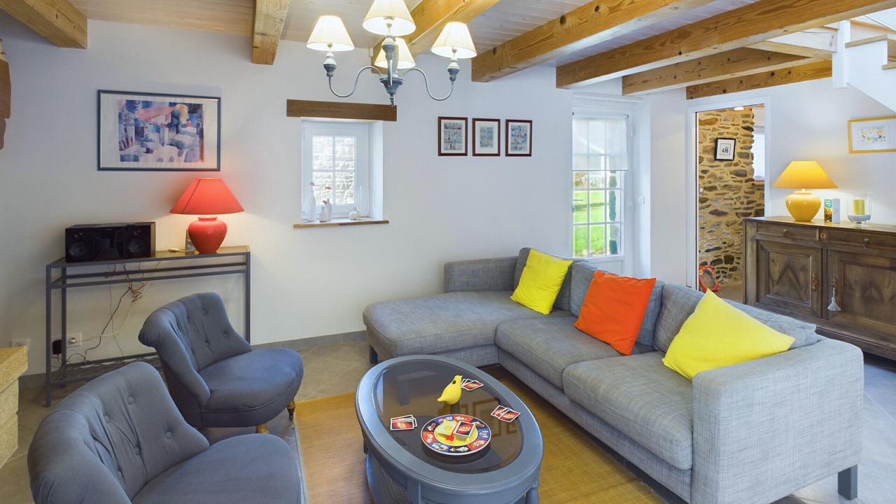 Photo of Livingroom in Plovan