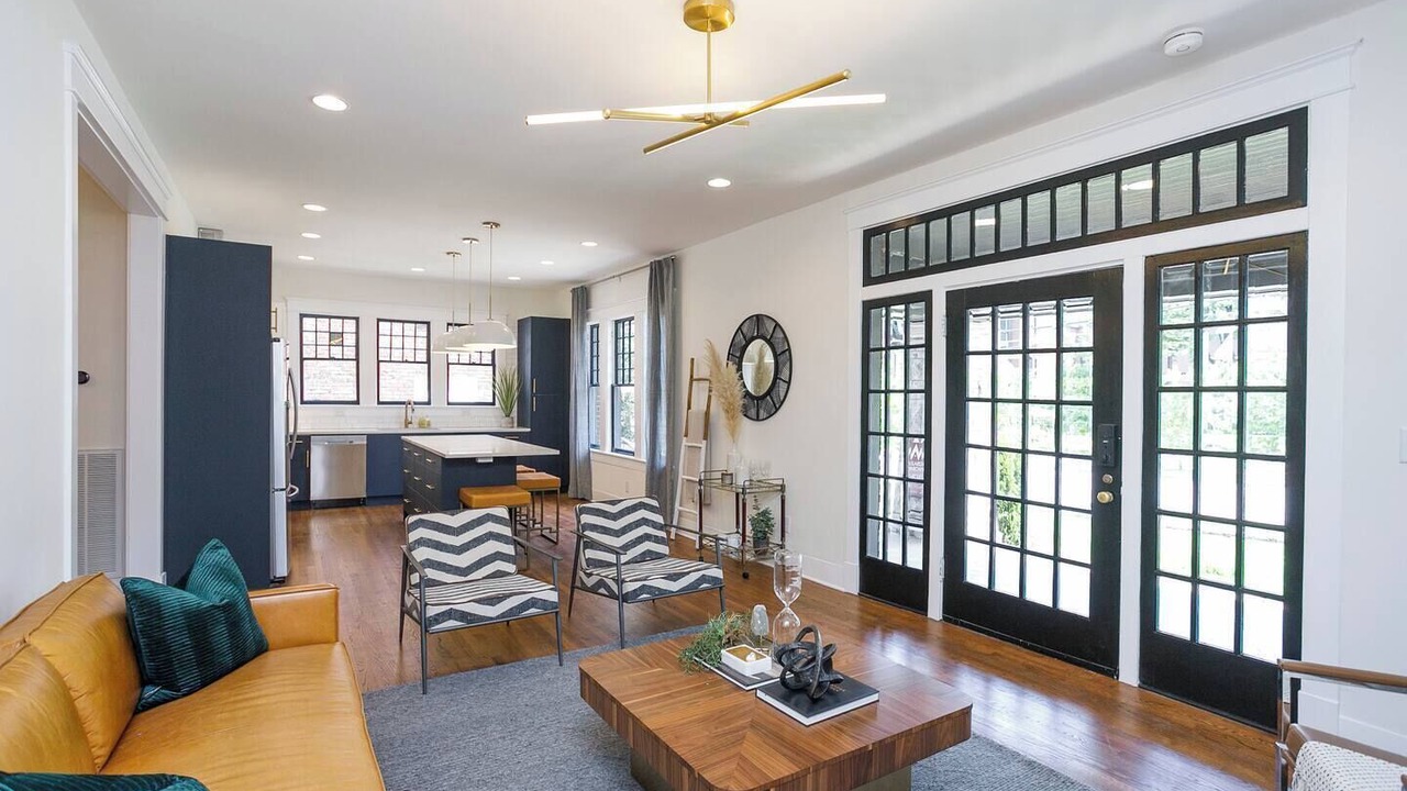 Photo of Bedroom in Hillsboro Village
