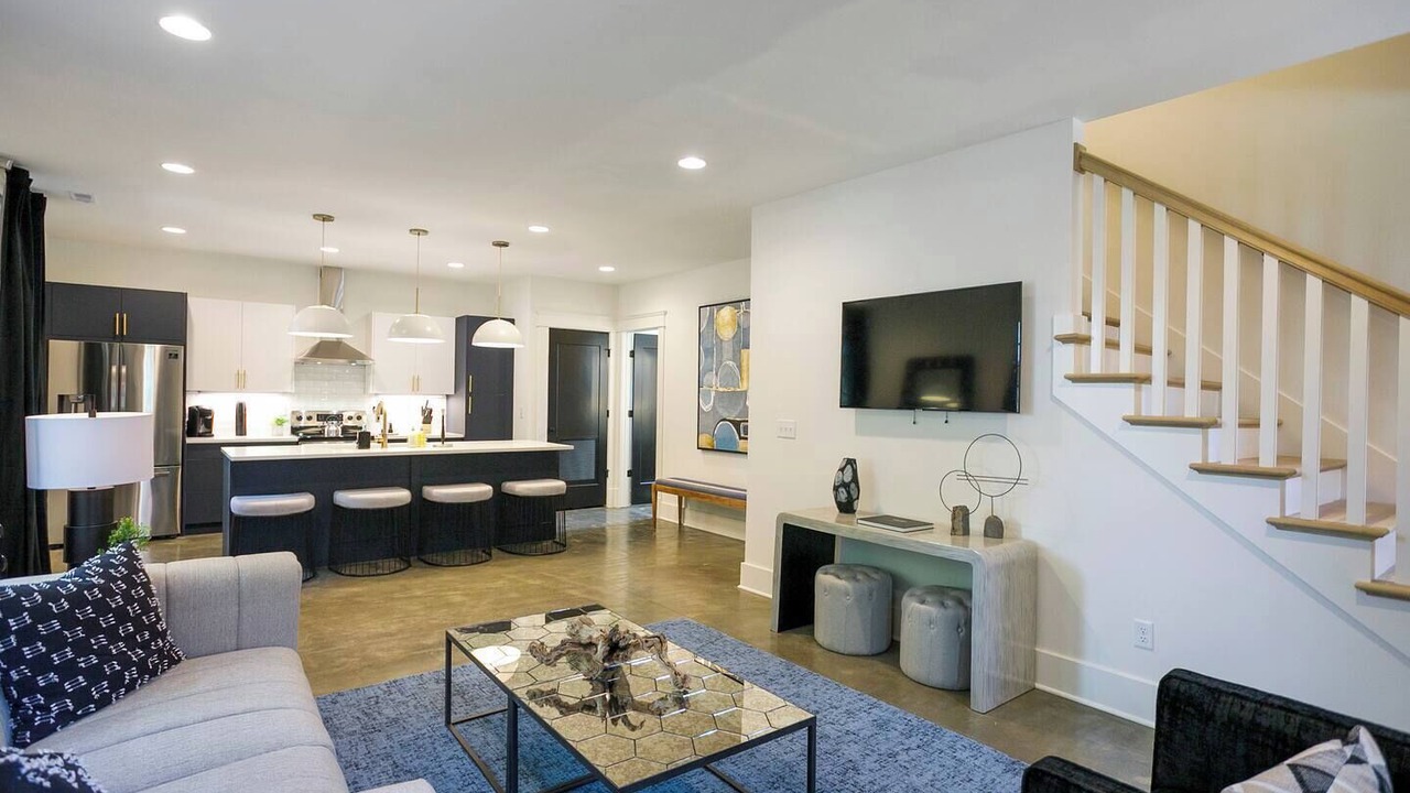 Photo of Bedroom in Hillsboro Village