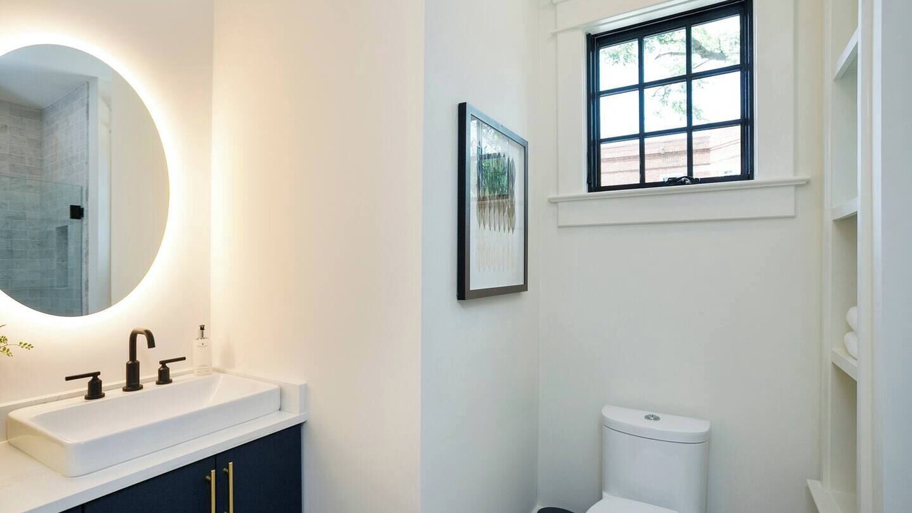 Photo of Bathroom in Hillsboro Village