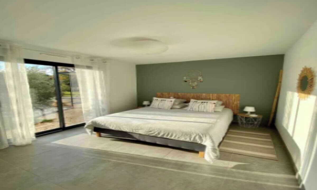 Photo of Bedroom in Le Puy-Sainte-Reparade