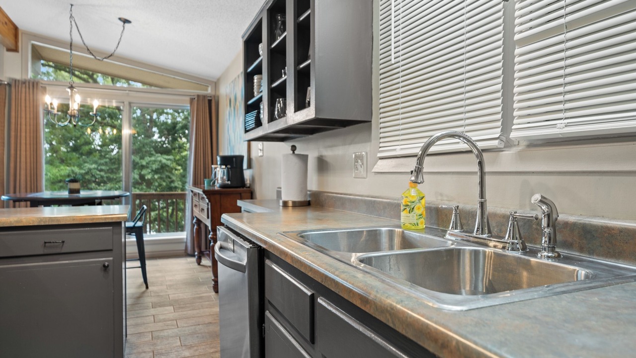 Photo of Kitchen in Cherokee Village