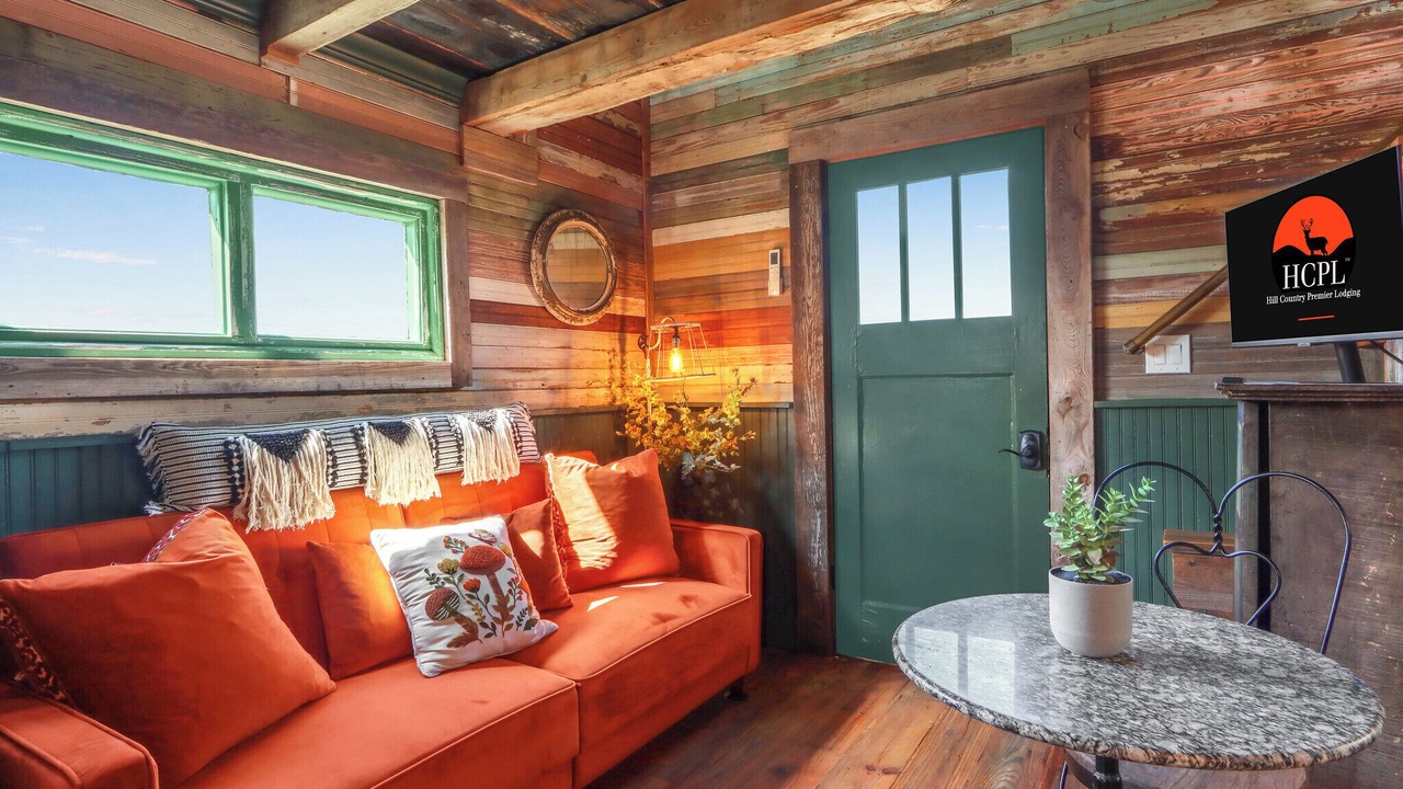 Photo of Bedroom in Lampasas