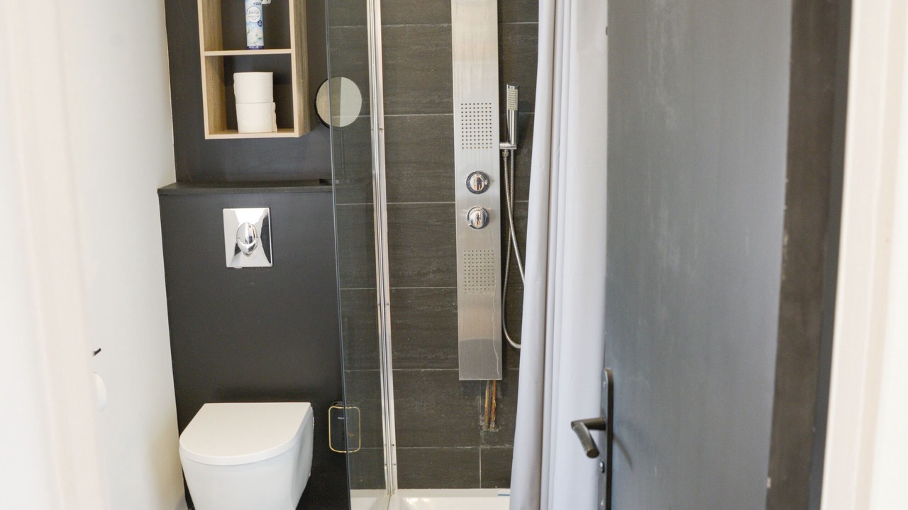 Photo of Bathroom in Rueil-la-Gadeliere
