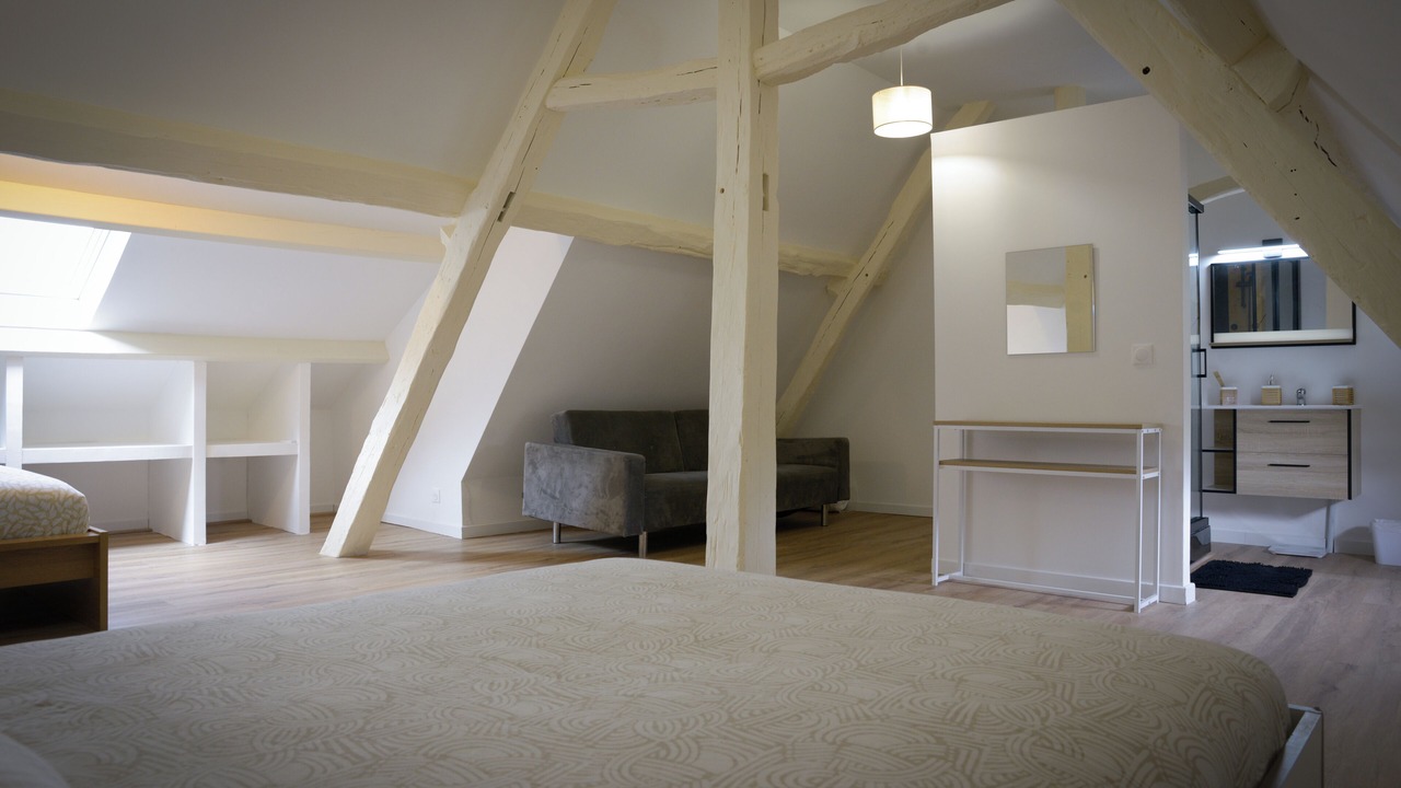 Photo of Bedroom in Rueil-la-Gadeliere