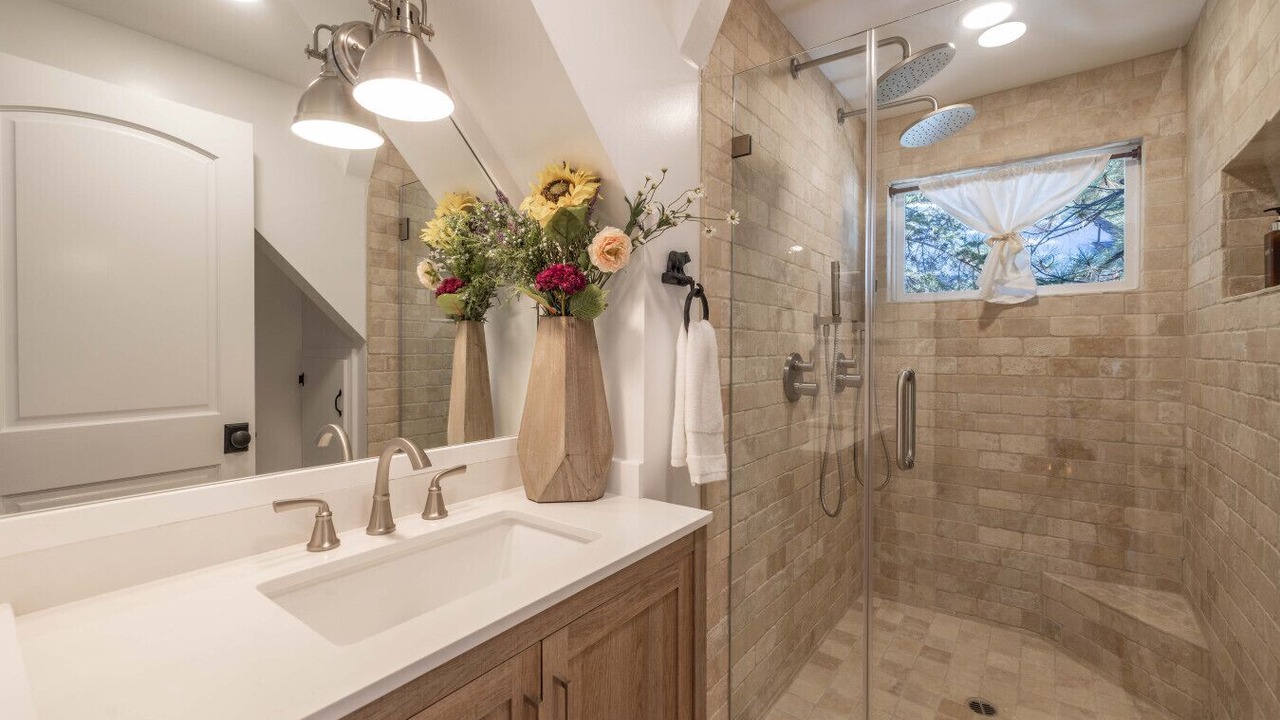 Photo of Bathroom in Boulder Bay