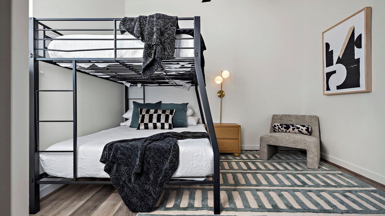Photo of Bedroom in Pleasant Valley