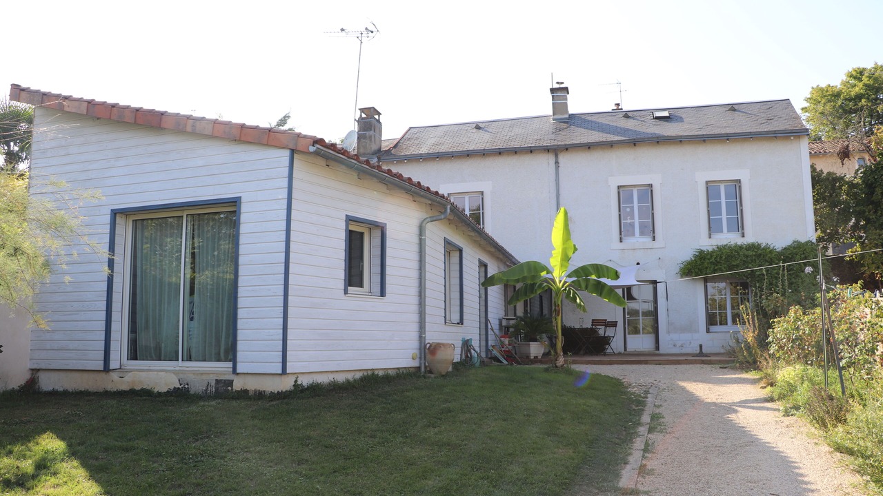 Photo of Outdoor in Liguge