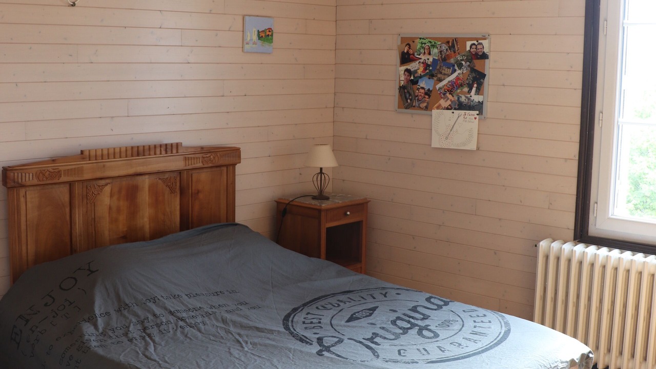 Photo of Bedroom in Liguge