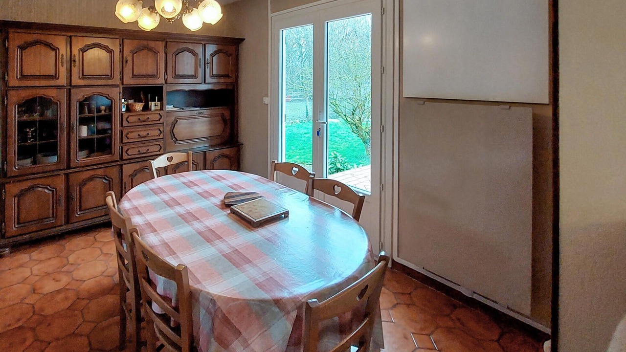 Photo of Bedroom in Montliard