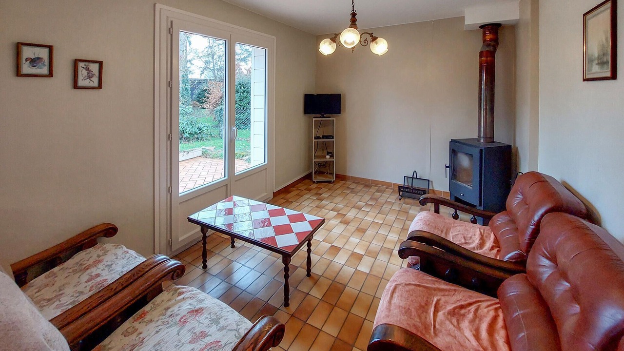 Photo of Bedroom in Montliard